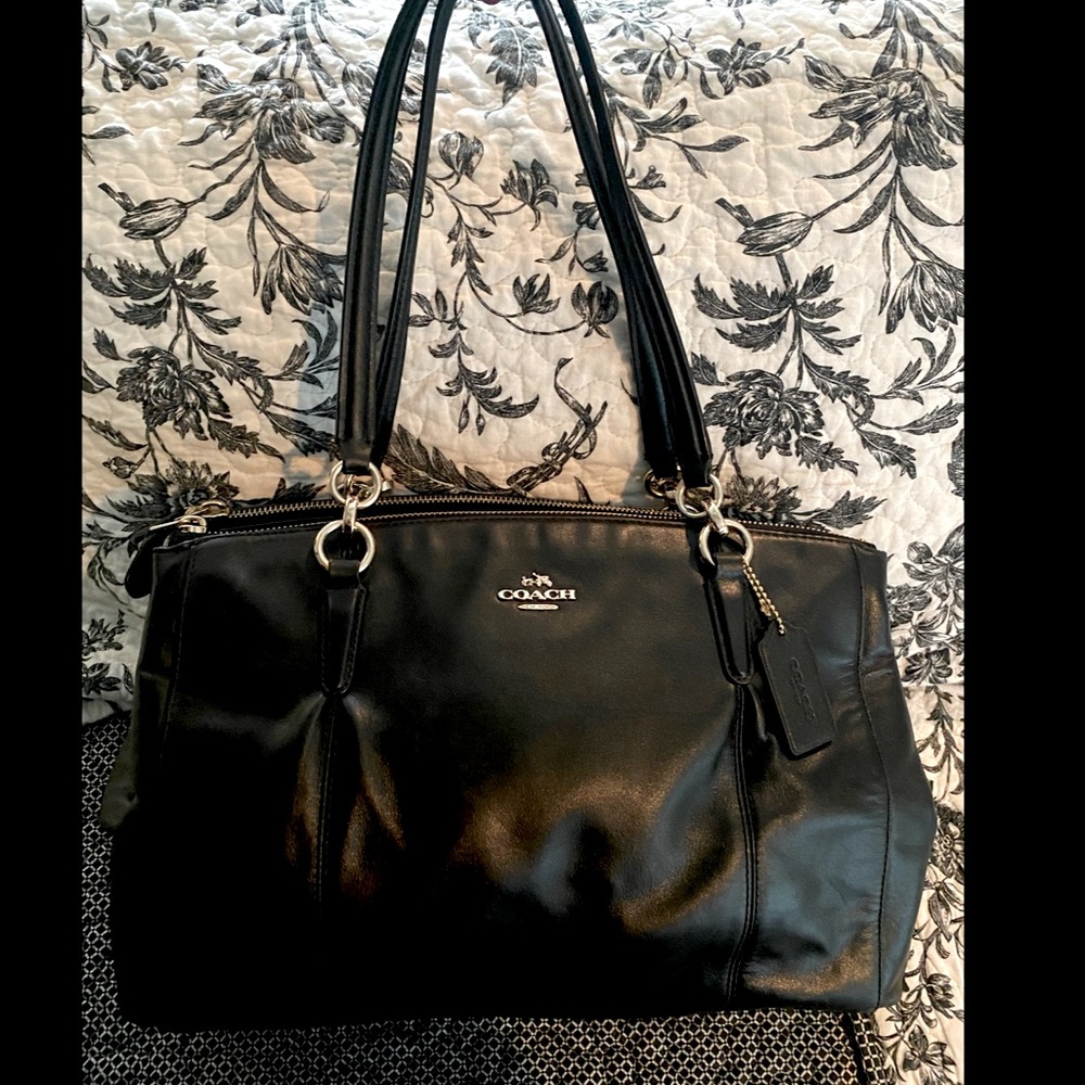 🍃 C O A C H 🍃 Authentic 100% leather satchel bag